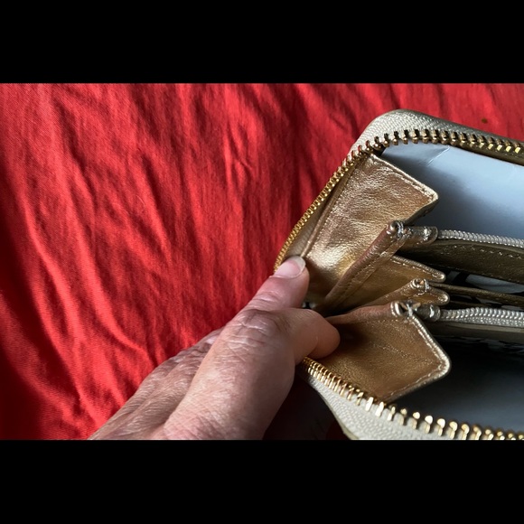 Kate Spade Metallic wallet. Never used. NWT. - Picture 5 of 5